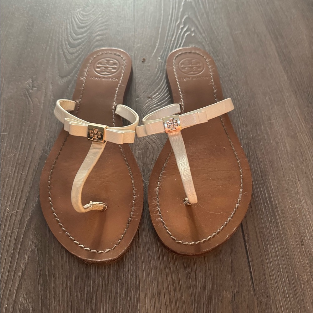 Tory Burch Women's Cream Bow Sandals